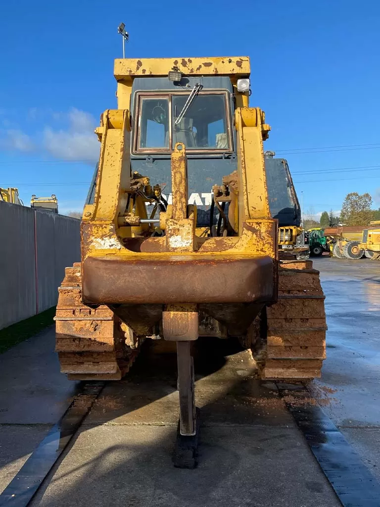 KOMATSU D275-2 – Image 3