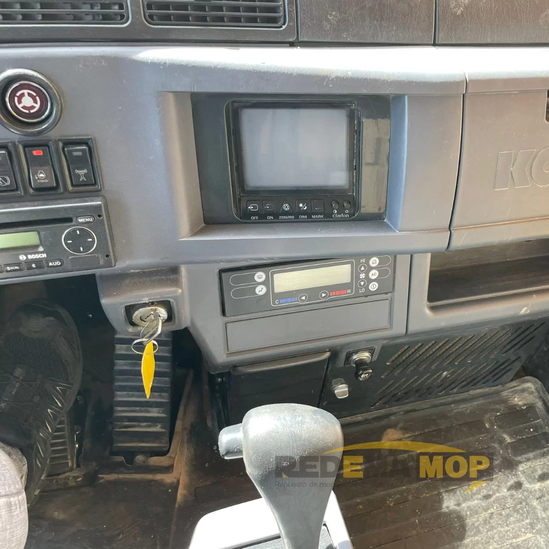 Komatsu HD605-7 - Image 5